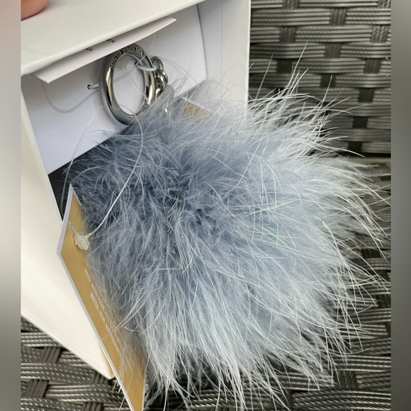 Michael Keychain,Michael Kors Sky Blue Fluffy Key Holder,Bag accesory. - Picture 8 of 12